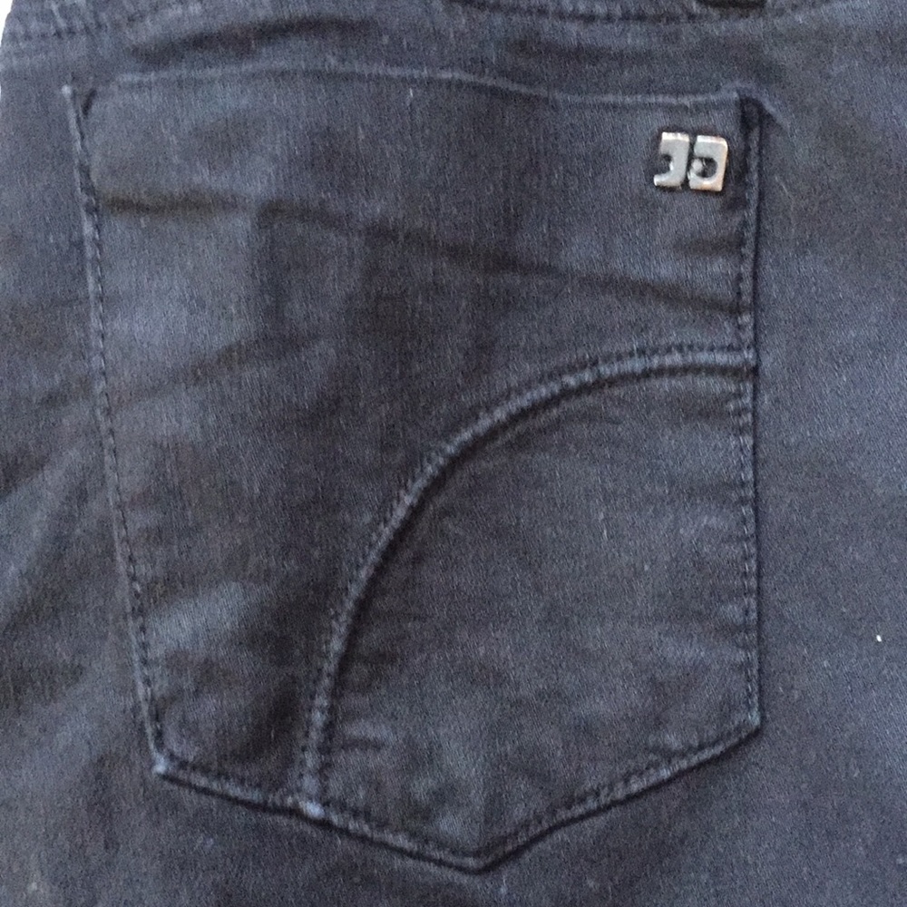 Capris - Picture 6 of 13